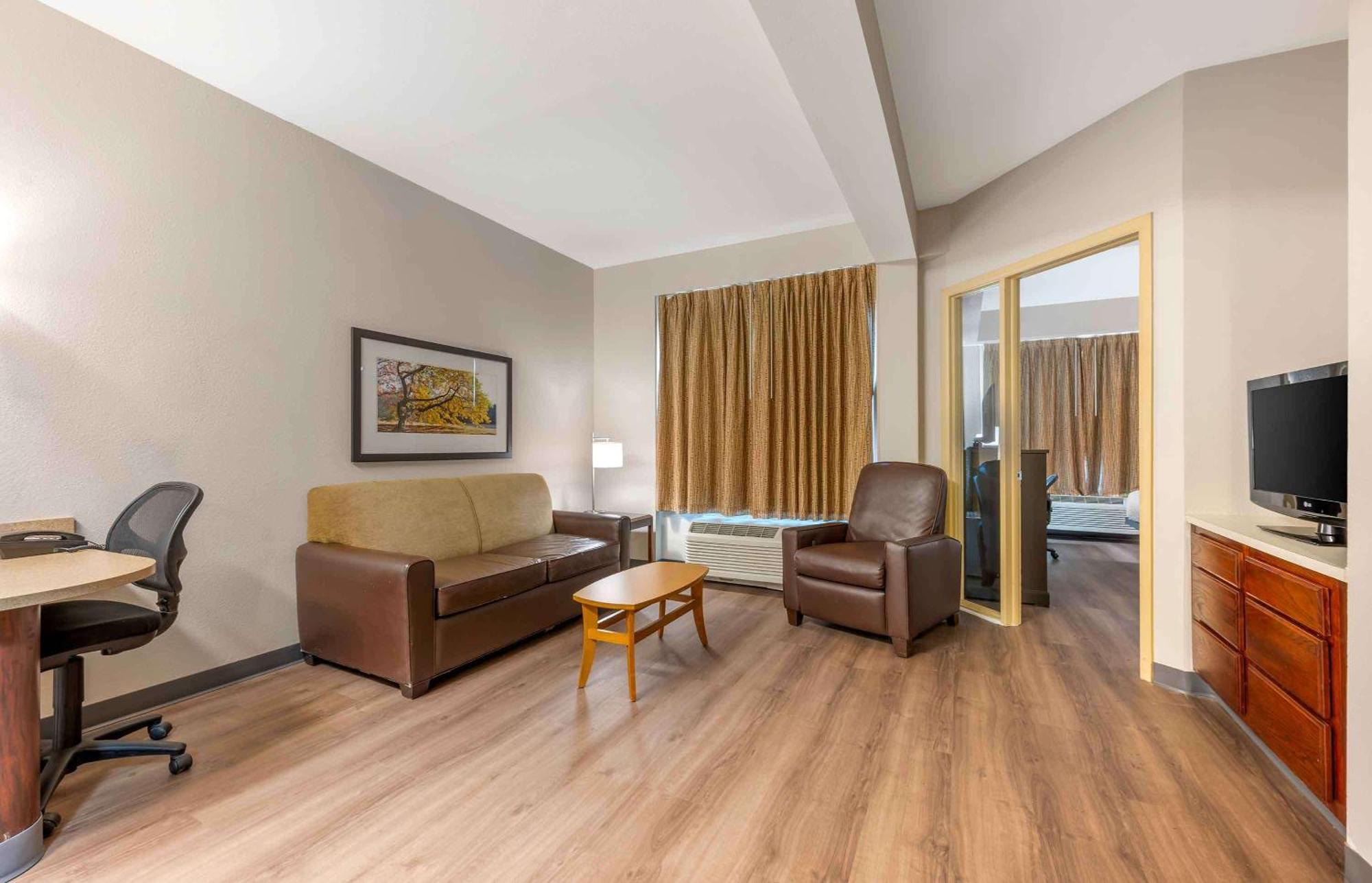 Extended Stay America Suites - Indianapolis - Airport - W Southern Ave Eksteriør bilde